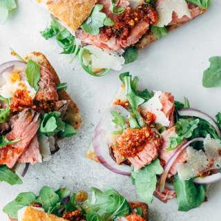 Roast Beef Sandwiches with Pesto Rosso