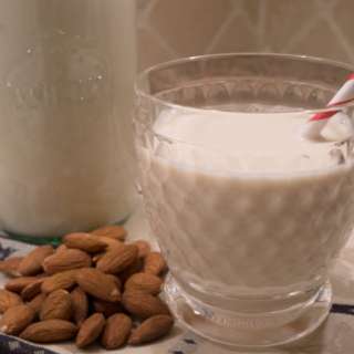 Creamy Vanilla Almond Milk