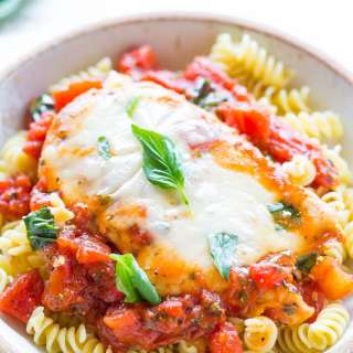Tomato, Basil, and Mozzarella Chicken