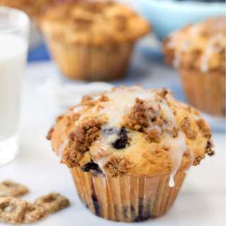 Cracklin' Oat Bran Blueberry Crunch Muffins