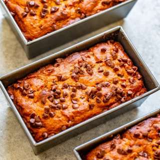 Mini Chocolate Chip Pumpkin Bread