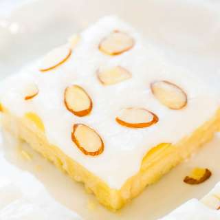 Almond Cream Cheese Shortbread Bars