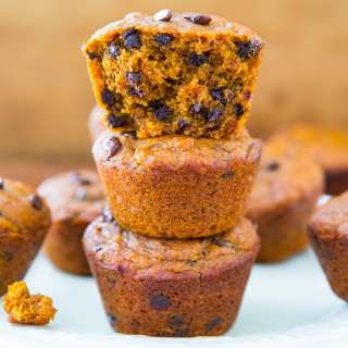 Vegan Chocolate Chip Pumpkin Muffins