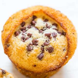 Skinny Vegan Chocolate Chip Muffins