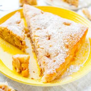 Peaches and Cream Fluffy Muffin Cake