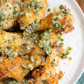 Air Fryer Garlic Parmesan Chicken Wings