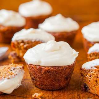 Carrot Cake Cupcakes with Vanilla Cream Cheese Frosting