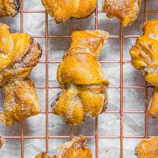 Air Fryer Cinnamon Sugar Knots