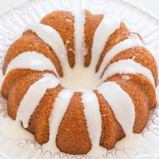 Glazed Cinnamon Roll Cake