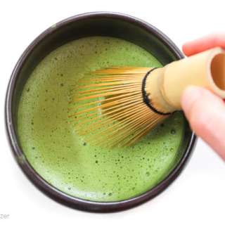 How to Whisk Matcha