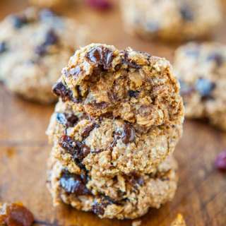 Healthy Oatmeal Chocolate Chip Miracle Cookie