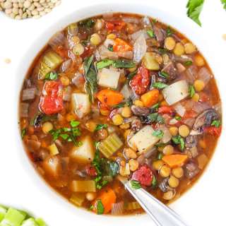 Lentil Vegetable Soup (Easy!)