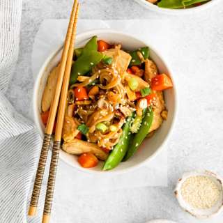 Cashew Chicken Pad Thai