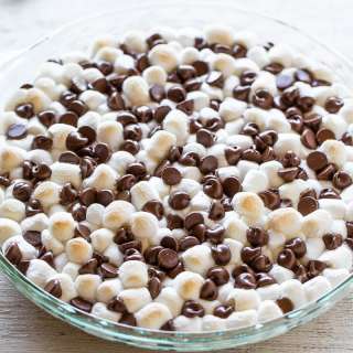Peanut Butter Smores Cookie Pie