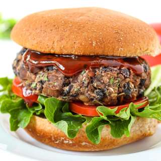Black Bean Mushroom Burger (Vegan!)