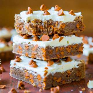 White Chocolate-Topped Cinnamon Chip Cinnamon Bars