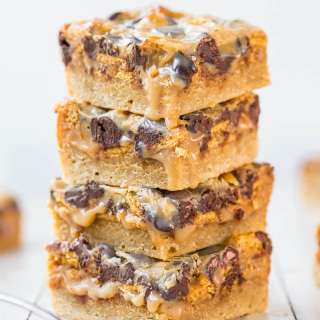 Caramel Peanut Butter Chocolate Chip Gooey Bars
