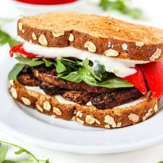 Portabella Mushroom Sandwich (Vegan!)