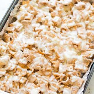 No-Bake White Chocolate Cinnamon Toast Crunch Bars