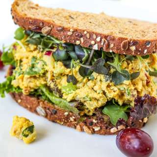 Curried Chickpea Salad (Vegan!)