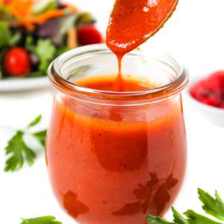 Roasted Red Pepper Dressing (Easy!)