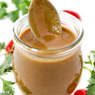Creamy Balsamic Dressing (Oil-Free!)
