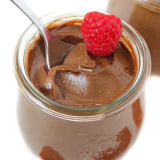 Avocado Chocolate Mousse (Easy!)