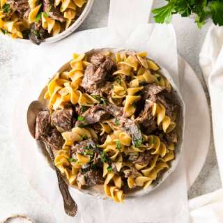 Slow Cooker Beef Stroganoff