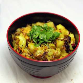 Patta Gobi Sabzi (Cabbage Stir fry)