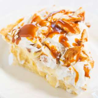 Easy Banana Pudding Pie with Cream Cheese Crust