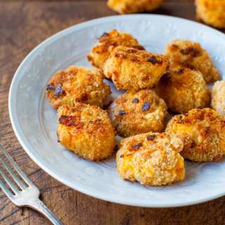 Macaroni and Cheese Baked Cheese Balls