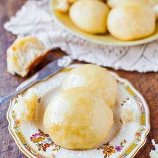 No-Knead Dinner Rolls