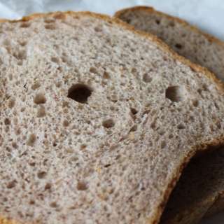 No Iodine Strawberry Bread