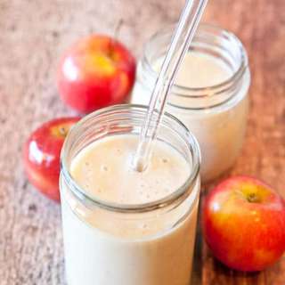 Spiced Apple Pie Smoothie