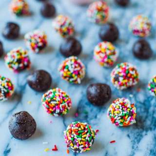 Healthy Fudgy Brownie Bites