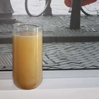 Apple Panna (sweet and sour apple cooler)