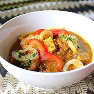 Tempeh Do Pyaaza (Tempeh In Spicy Onion Chutney) Vegan