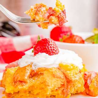 Slow Cooker Bread Pudding with Strawberries