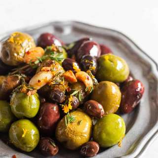 Garlic Herb Roasted Olives