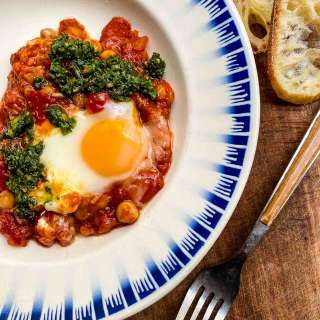 Tomato and Chickpea Shakshuka
