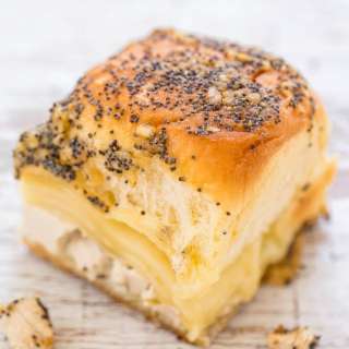 Cheesy Chicken Ranch Sliders