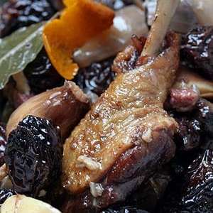 Duck with Prunes in Red Wine