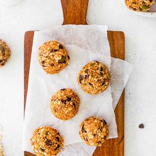No Bake Pumpkin Energy Balls