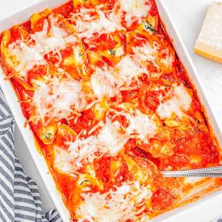 Ricotta and Spinach Stuffed Shells