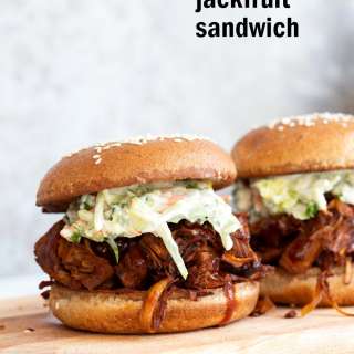 Vegan Pulled Jackfruit Sandwiches