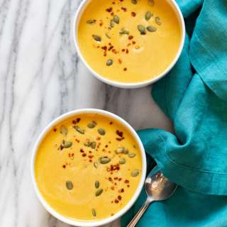 Vegan Pumpkin Soup (Instant Pot)