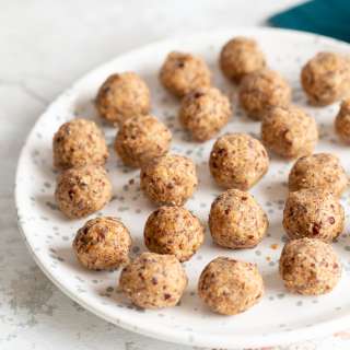 Vegan Coconut Caramel Bites