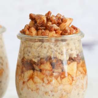 Apple Pie Overnight Oats