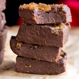 Easy Gingerbread Chocolate Fudge Vegan