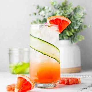 Grapefruit Gin Fizz